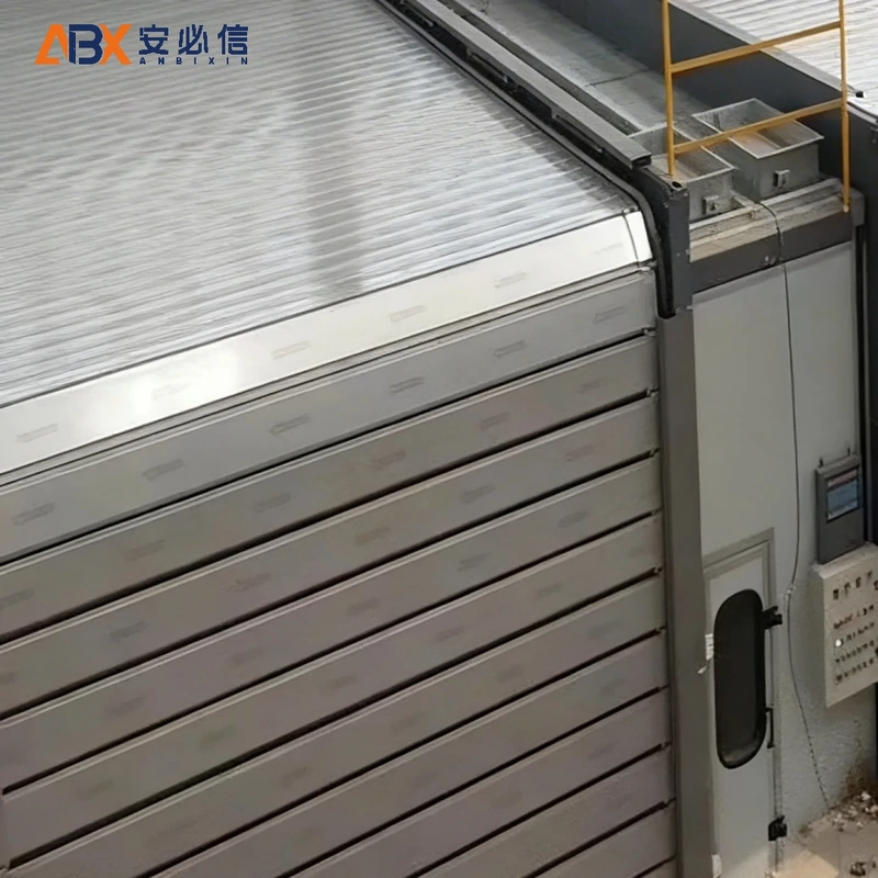 四平金属快速门